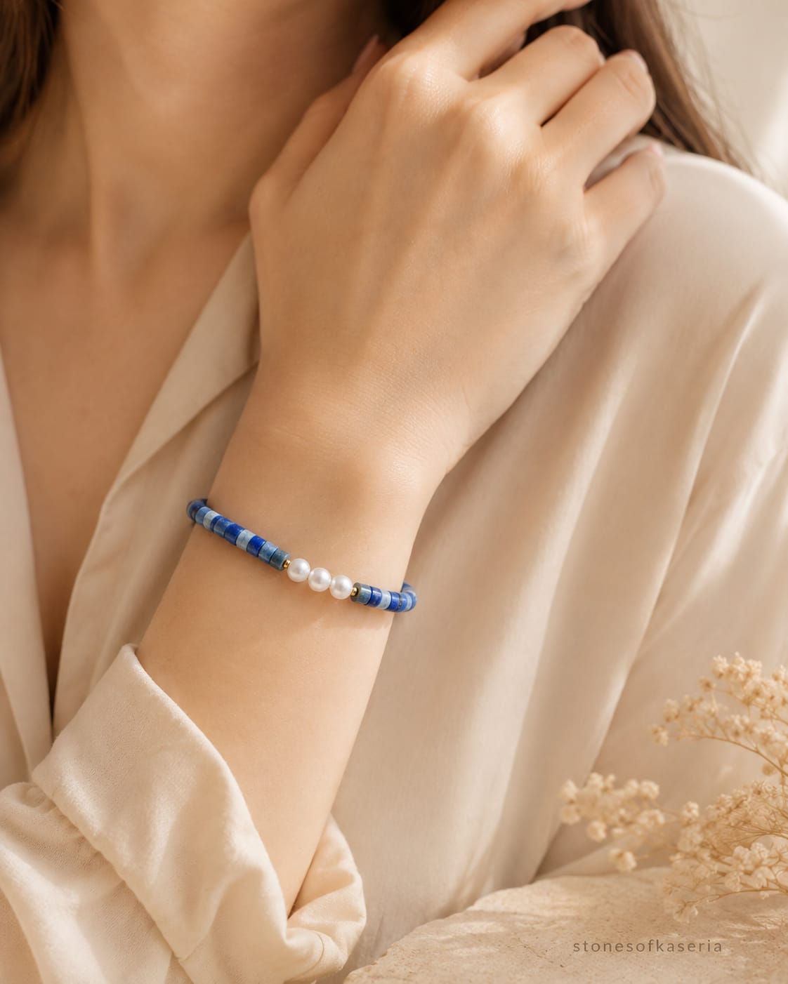 Lapis Lazulı Doğal Tas Bileklik (4) Lapis Lazuli & İnci Doğal Taş Bileklik – Gold Detaylı - Görsel 1